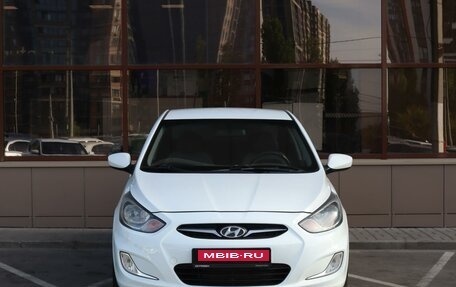 Hyundai Solaris II рестайлинг, 2013 год, 979 000 рублей, 3 фотография