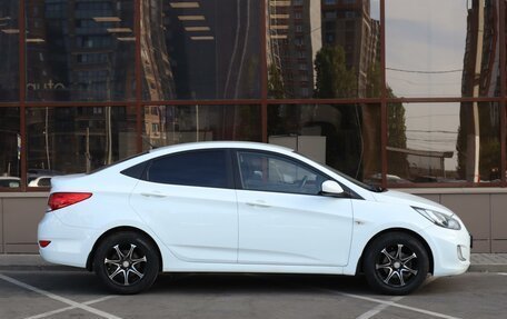 Hyundai Solaris II рестайлинг, 2013 год, 979 000 рублей, 5 фотография