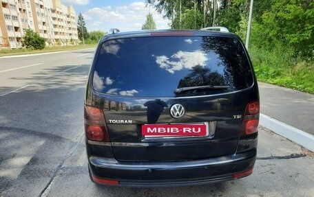 Volkswagen Touran III, 2008 год, 666 000 рублей, 4 фотография