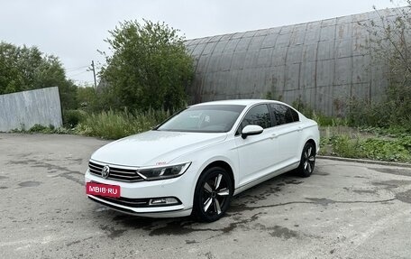 Volkswagen Passat B8 рестайлинг, 2017 год, 2 800 000 рублей, 3 фотография