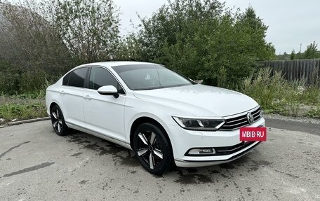 Volkswagen Passat B8 рестайлинг, 2017 год, 2 800 000 рублей, 2 фотография