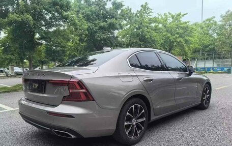 Volvo S60 III, 2020 год, 3 000 000 рублей, 6 фотография