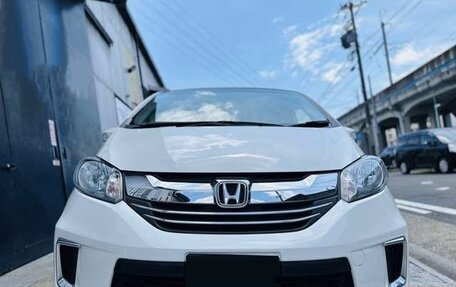 Honda Freed I, 2016 год, 1 395 000 рублей, 3 фотография