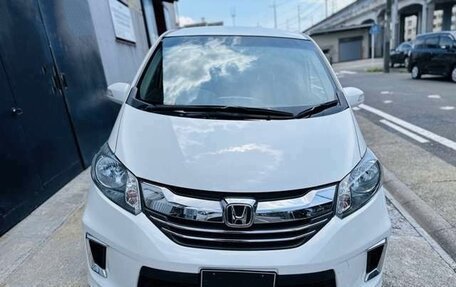 Honda Freed I, 2016 год, 1 395 000 рублей, 6 фотография