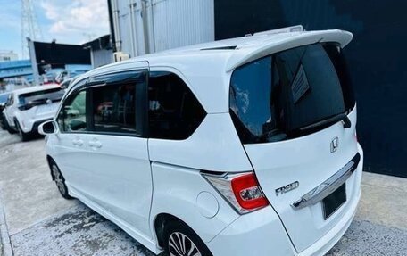 Honda Freed I, 2016 год, 1 395 000 рублей, 8 фотография