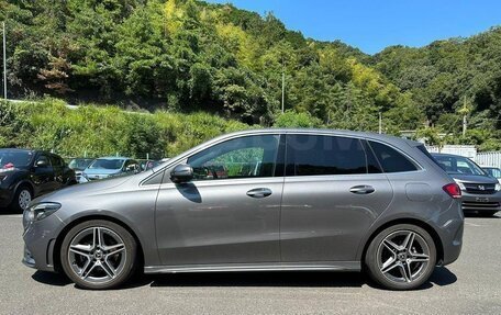 Mercedes-Benz A-Класс, 2018 год, 2 290 000 рублей, 2 фотография