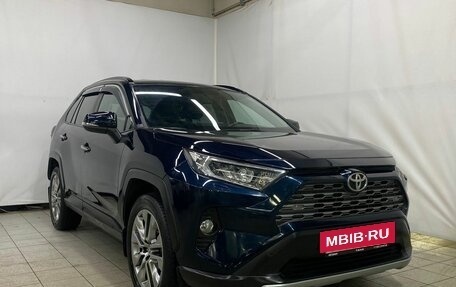 Toyota RAV4, 2020 год, 3 250 000 рублей, 3 фотография