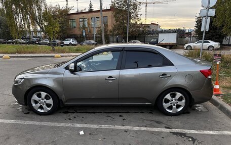 KIA Cerato III, 2010 год, 900 000 рублей, 4 фотография