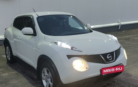 Nissan Juke II, 2013 год, 910 000 рублей, 7 фотография