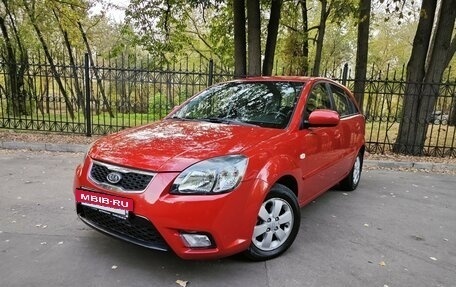 KIA Rio II, 2011 год, 690 000 рублей, 2 фотография