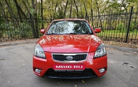 KIA Rio II, 2011 год, 690 000 рублей, 3 фотография