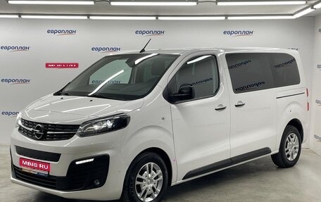 Opel Zafira Life I, 2020 год, 3 550 000 рублей, 1 фотография