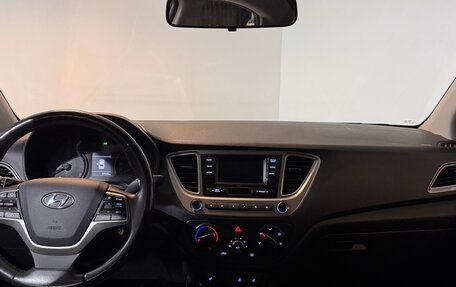 Hyundai Solaris II рестайлинг, 2019 год, 1 590 000 рублей, 5 фотография