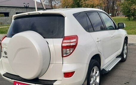 Toyota RAV4, 2010 год, 1 850 000 рублей, 4 фотография