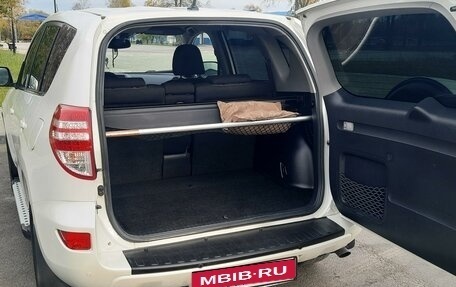 Toyota RAV4, 2010 год, 1 850 000 рублей, 9 фотография