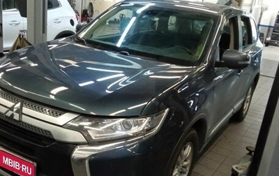 Mitsubishi Outlander III рестайлинг 3, 2019 год, 2 260 000 рублей, 1 фотография