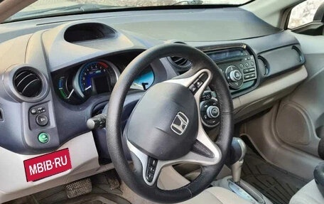 Honda Insight II рестайлинг, 2010 год, 890 000 рублей, 2 фотография