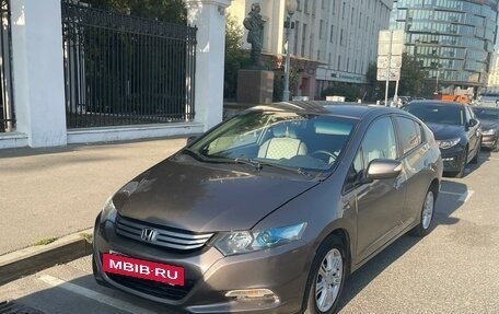 Honda Insight II рестайлинг, 2010 год, 890 000 рублей, 10 фотография