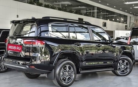 Toyota Land Cruiser, 2024 год, 15 490 000 рублей, 6 фотография