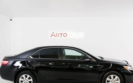 Toyota Camry, 2011 год, 1 585 000 рублей, 4 фотография