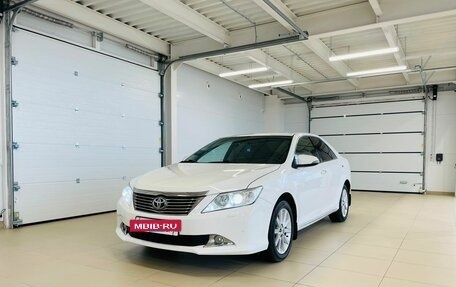 Toyota Camry, 2013 год, 2 249 000 рублей, 2 фотография