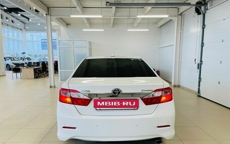 Toyota Camry, 2013 год, 2 249 000 рублей, 5 фотография