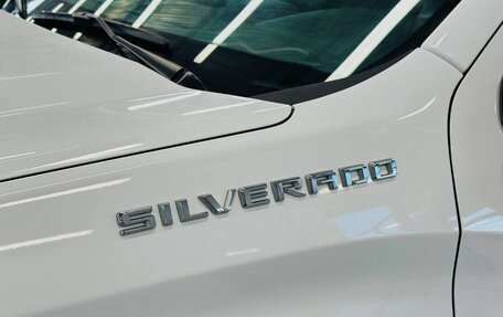 Chevrolet Silverado, 2022 год, 7 100 000 рублей, 13 фотография