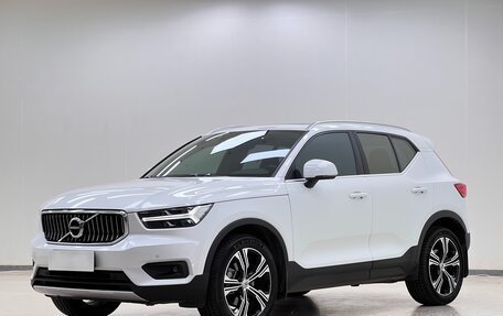 Volvo XC40 I, 2021 год, 3 800 000 рублей, 2 фотография