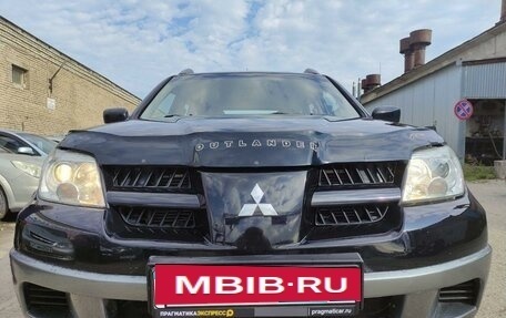 Mitsubishi Outlander III рестайлинг 3, 2007 год, 700 000 рублей, 8 фотография