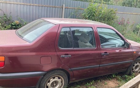 Volkswagen Vento, 1992 год, 130 000 рублей, 9 фотография