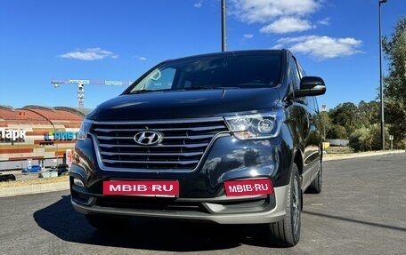 Hyundai Grand Starex Grand Starex I рестайлинг 2, 2020 год, 4 950 000 рублей, 17 фотография