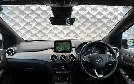 Mercedes-Benz B-Класс, 2017 год, 1 630 000 рублей, 13 фотография