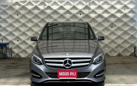 Mercedes-Benz B-Класс, 2017 год, 1 630 000 рублей, 2 фотография