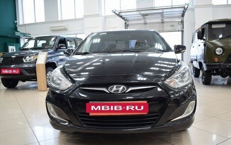 Hyundai Solaris II рестайлинг, 2012 год, 770 000 рублей, 2 фотография