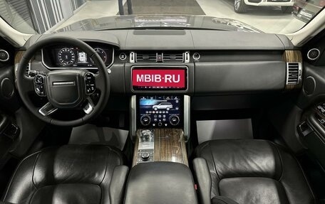 Land Rover Range Rover IV рестайлинг, 2018 год, 31 фотография