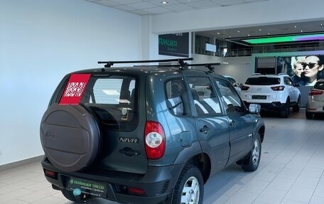 Chevrolet Niva I рестайлинг, 2015 год, 770 000 рублей, 6 фотография