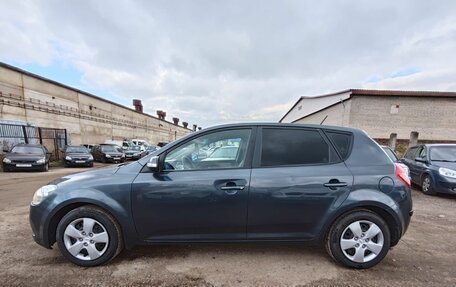 KIA cee'd I рестайлинг, 2010 год, 675 000 рублей, 3 фотография