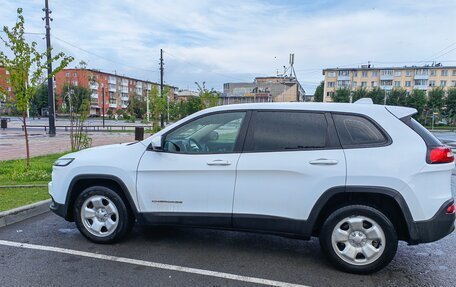 Jeep Cherokee, 2014 год, 1 856 000 рублей, 2 фотография