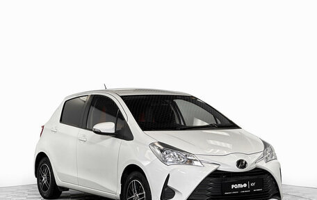 Toyota Vitz, 2018 год, 985 000 рублей, 3 фотография