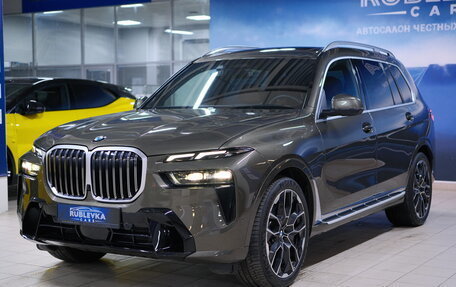 BMW X7, 2023 год, 13 750 000 рублей, 3 фотография