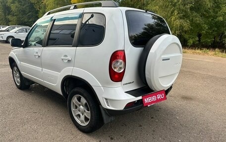 Chevrolet Niva I рестайлинг, 2012 год, 490 000 рублей, 3 фотография