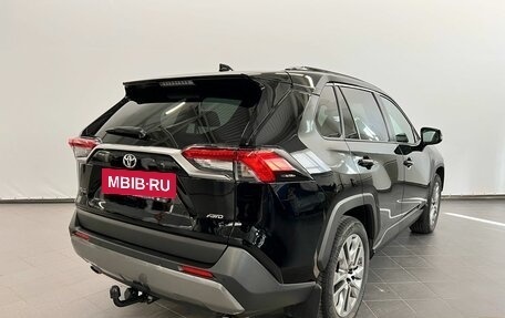 Toyota RAV4, 2021 год, 4 199 000 рублей, 4 фотография