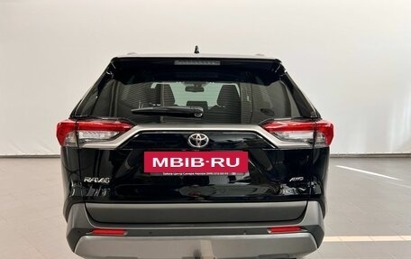 Toyota RAV4, 2021 год, 4 199 000 рублей, 3 фотография