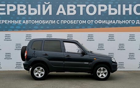 Chevrolet Niva I рестайлинг, 2010 год, 599 900 рублей, 4 фотография