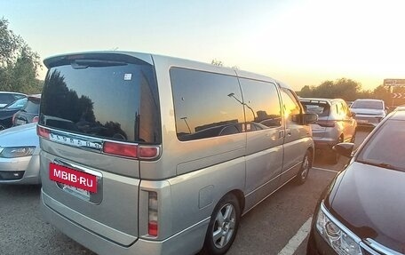 Nissan Elgrand III, 2003 год, 1 550 000 рублей, 2 фотография