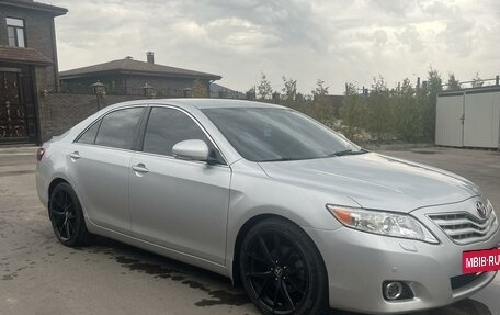 Toyota Camry, 2010 год, 1 550 000 рублей, 5 фотография