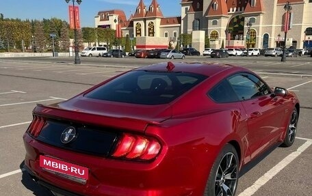 Ford Mustang VI рестайлинг, 2021 год, 3 450 000 рублей, 3 фотография