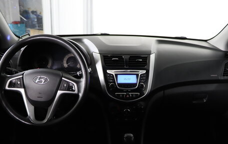 Hyundai Solaris II рестайлинг, 2012 год, 759 990 рублей, 13 фотография