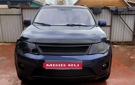 Mitsubishi Outlander III рестайлинг 3, 2008 год, 1 480 000 рублей, 2 фотография