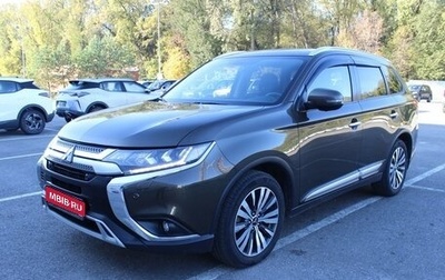 Mitsubishi Outlander III рестайлинг 3, 2021 год, 3 150 000 рублей, 1 фотография